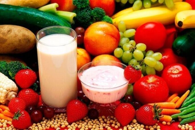 Régime de fruits et de yaourts.